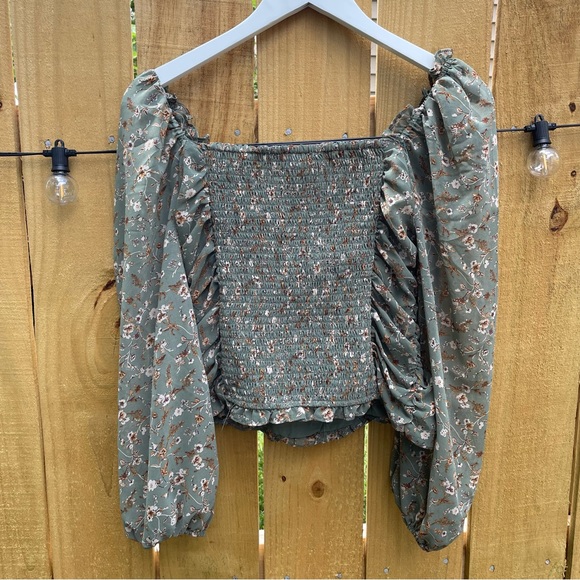 ASTR the Label Ruffle Square Neck Top - Picture 5 of 6